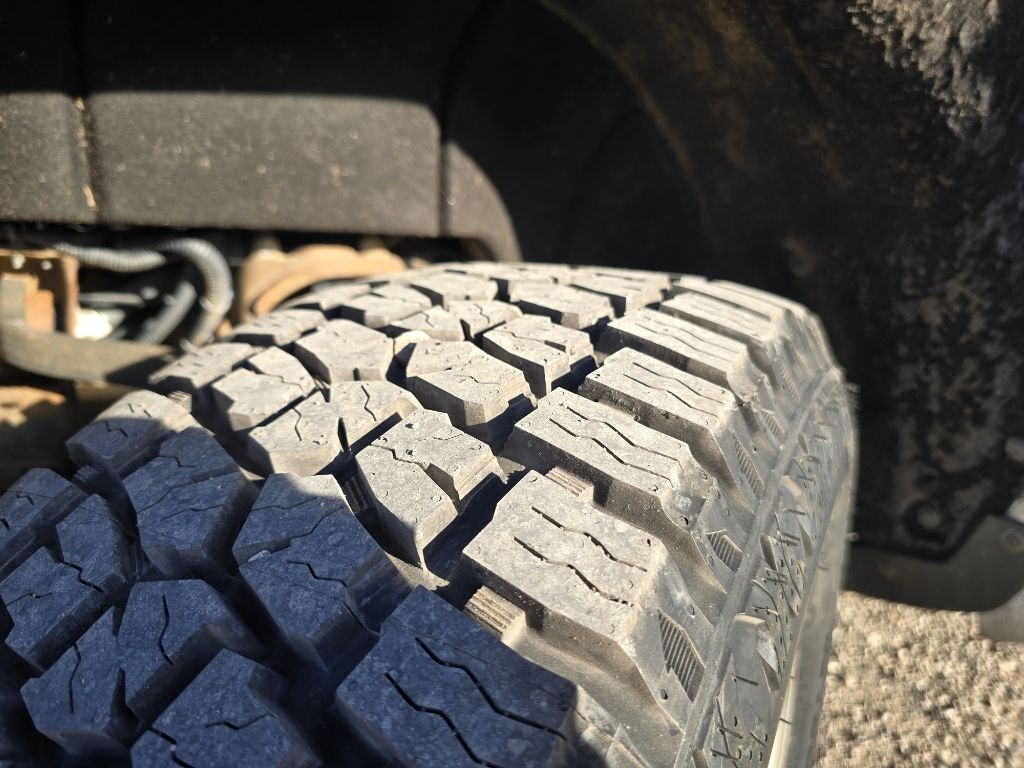 Chevrolet Silverado 2500HD Work Truck Double Cab Long Box 4WD 2017