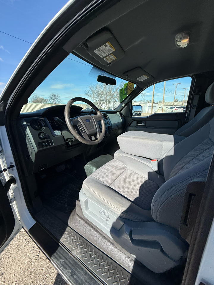 Ford F-150 XL SuperCab 8-ft. Bed 4WD 2013