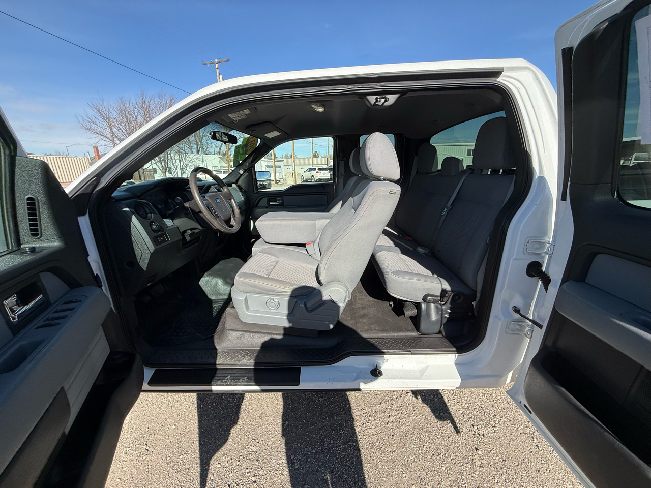 Ford F-150 XL SuperCab 8-ft. Bed 4WD 2013