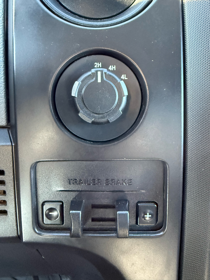 Ford F-150 XL SuperCab 8-ft. Bed 4WD 2013