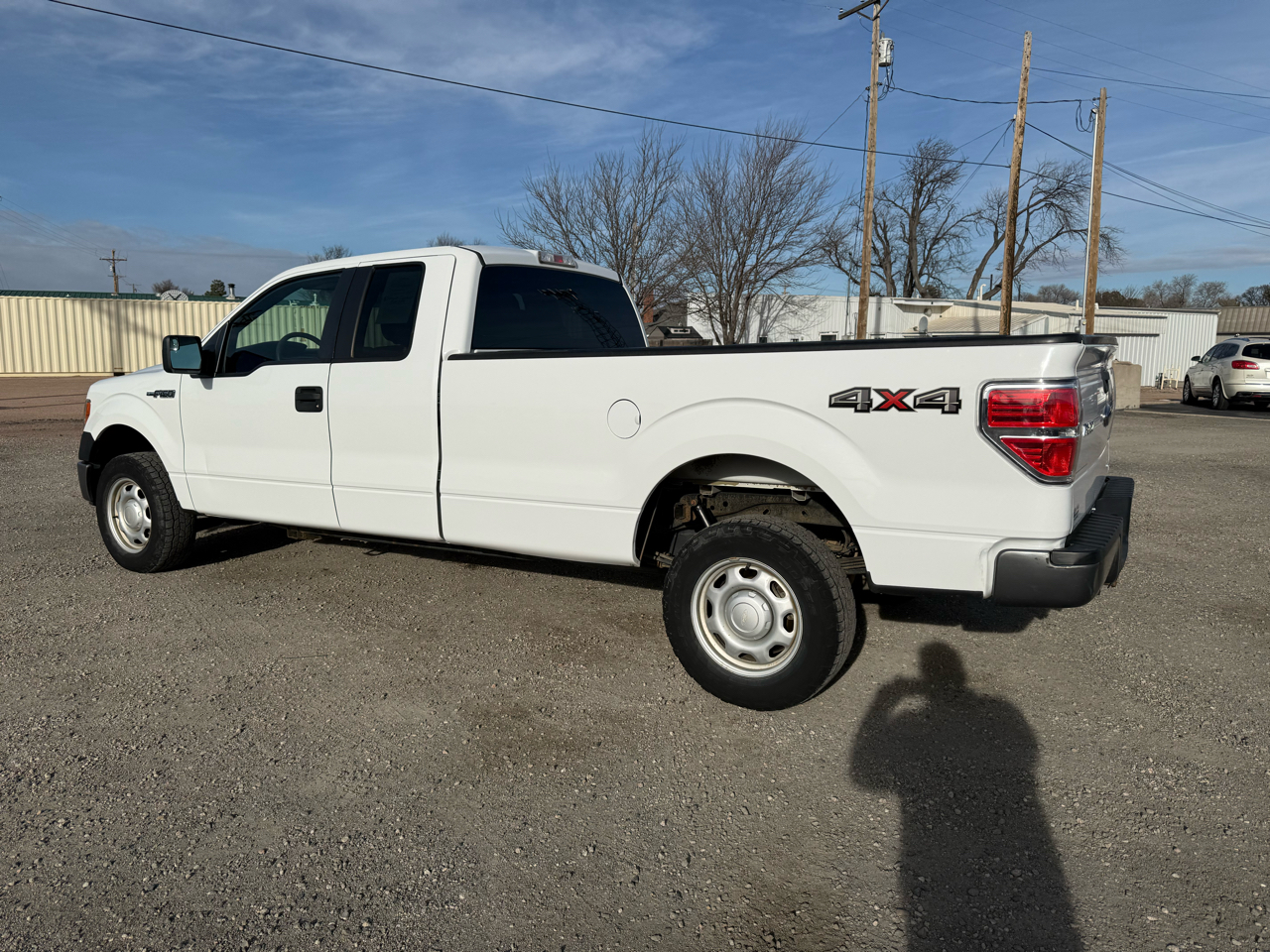 Ford F-150 XL SuperCab 8-ft. Bed 4WD 2013