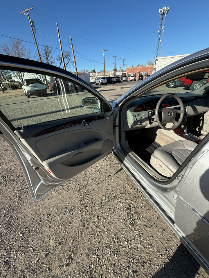 Buick Lucerne CXL 2010