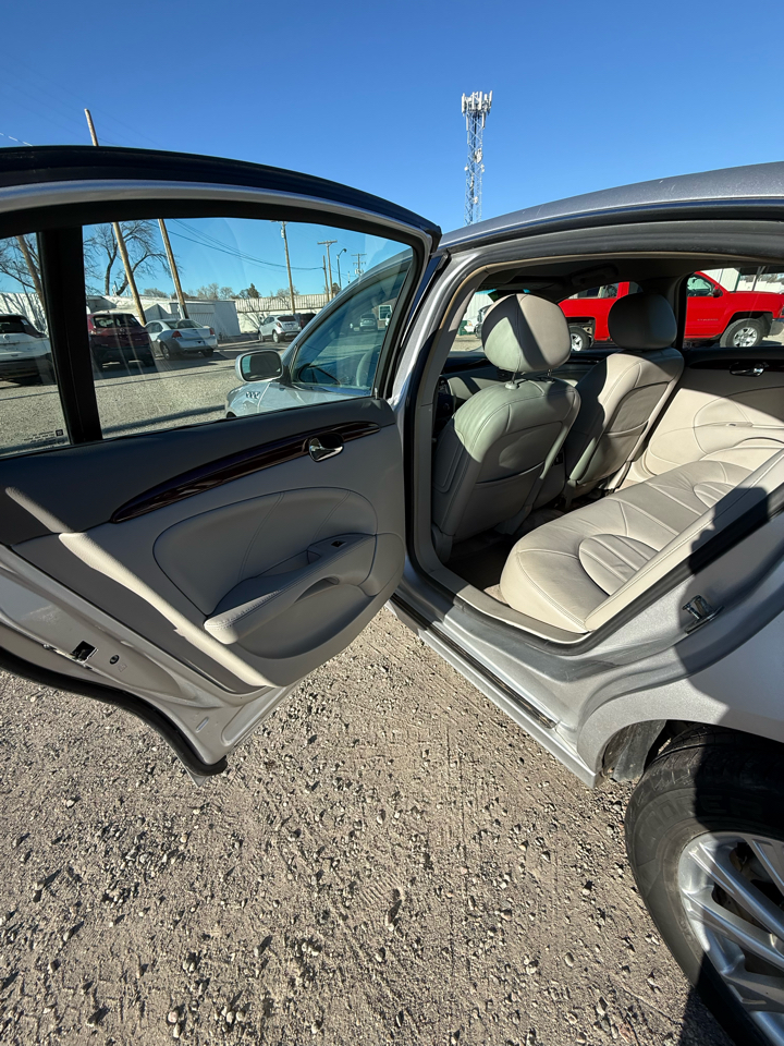 Buick Lucerne CXL 2010