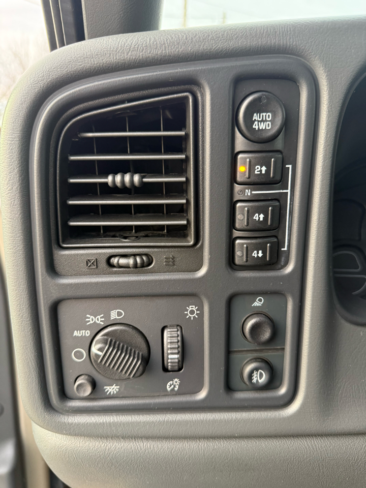 Chevrolet Silverado 1500  2004