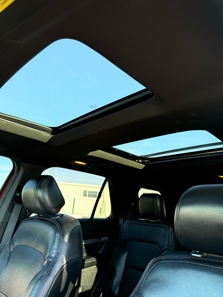 Ford Explorer Sport 4WD 2016