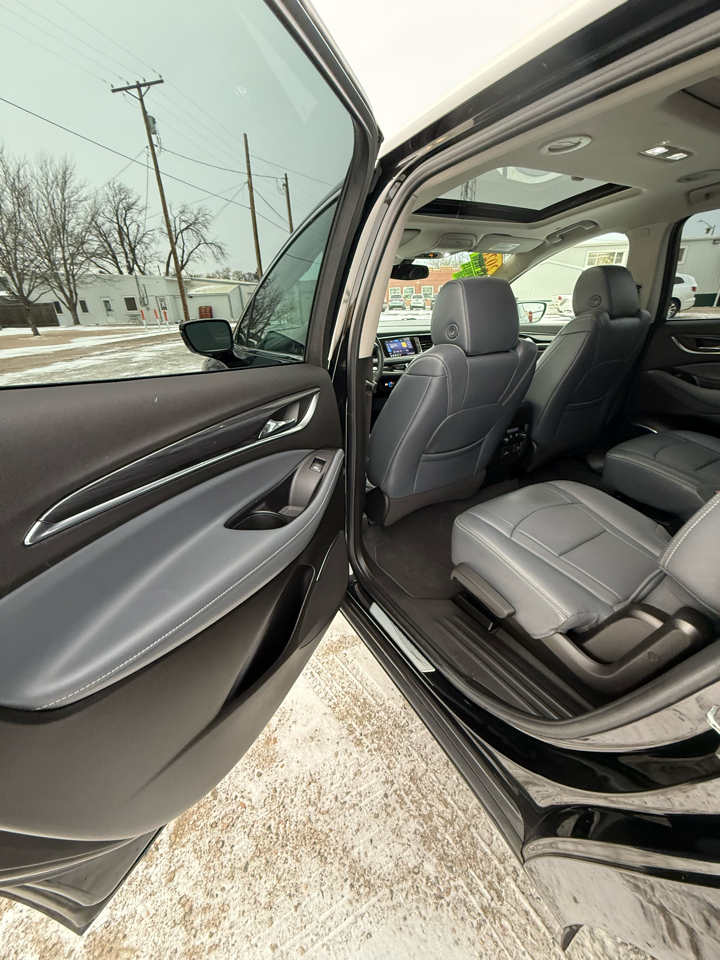 Buick Enclave Essence AWD 2020