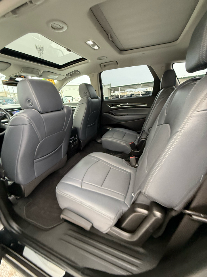 Buick Enclave Essence AWD 2020