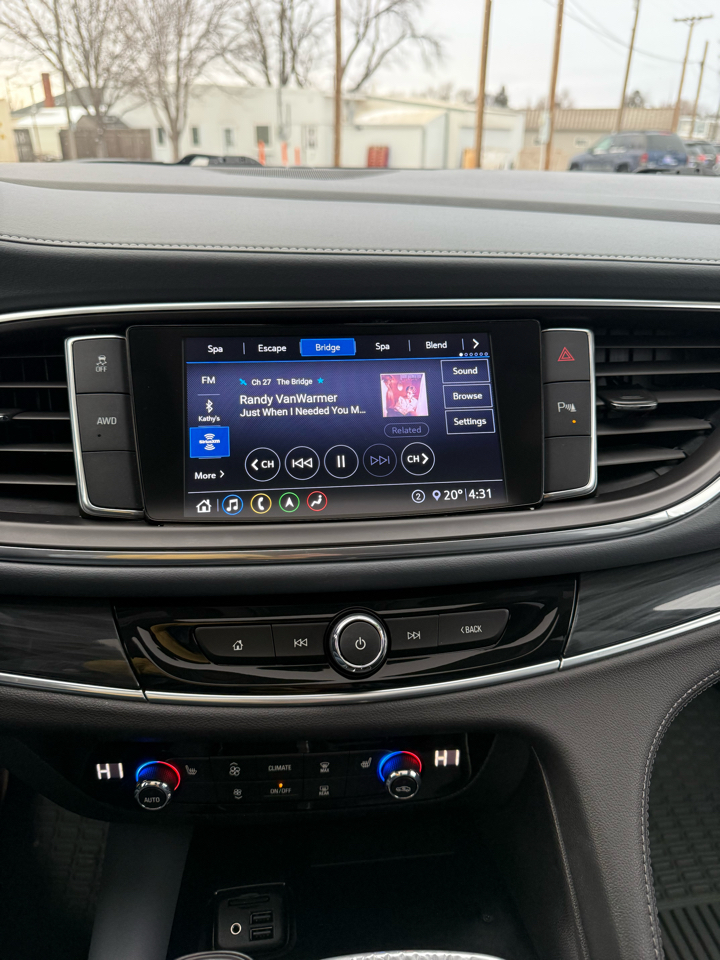 Buick Enclave Essence AWD 2020