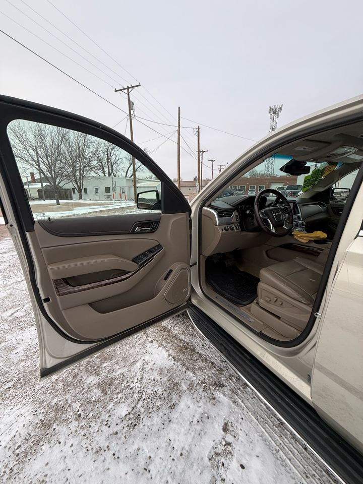 GMC Yukon XL SLT 4WD 2016