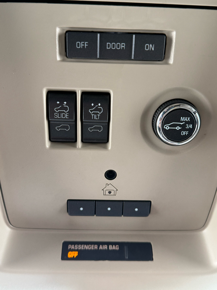 GMC Yukon XL SLT 4WD 2016