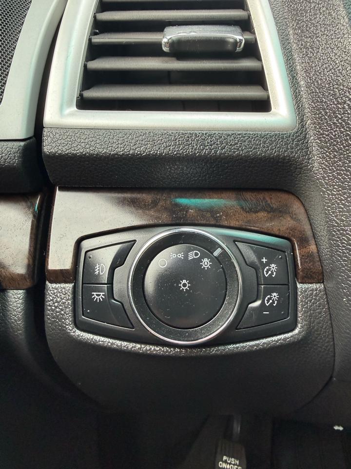 Ford Explorer Limited 4WD 2015