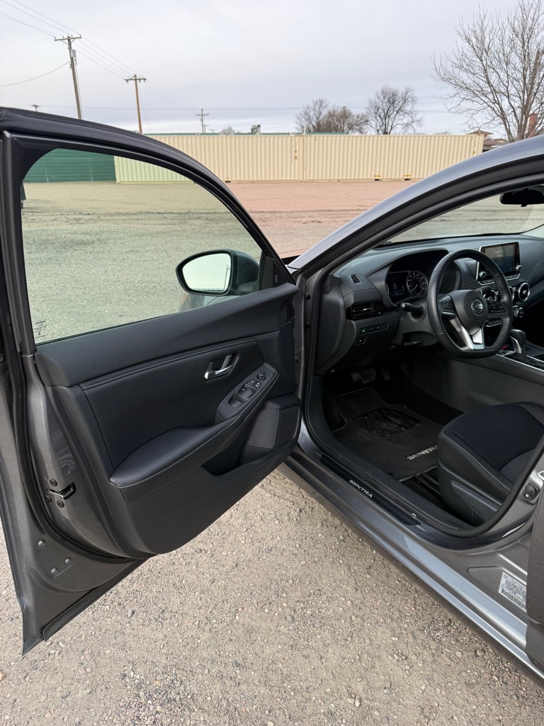 Nissan Sentra SV 2022