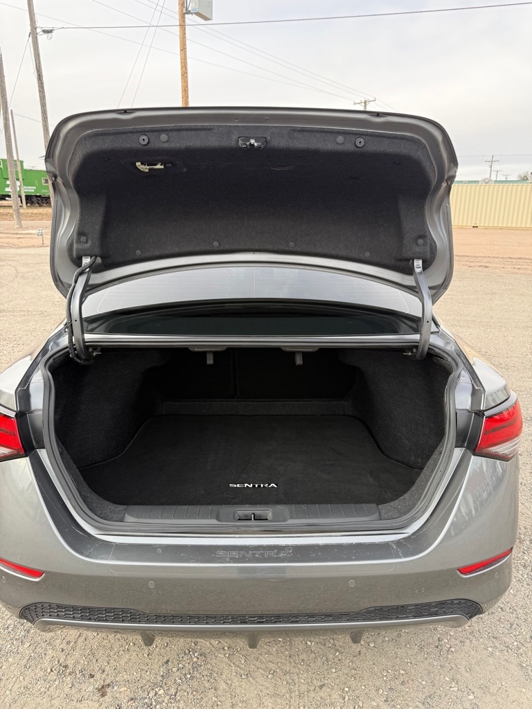 Nissan Sentra SV 2022