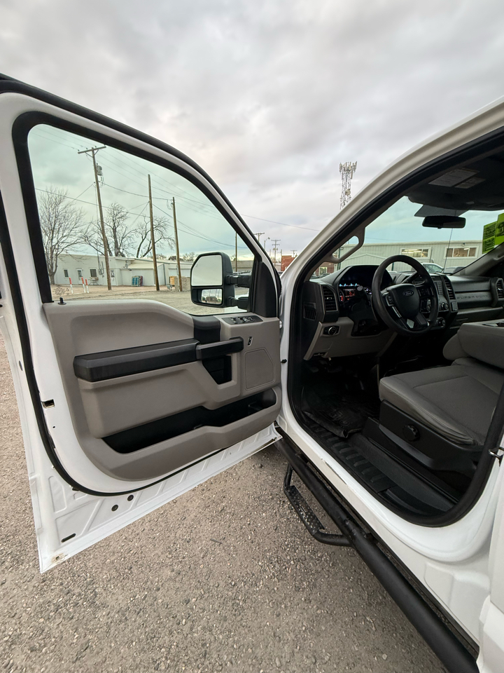 Ford F-250 SD XL Crew Cab Long Bed 4WD 2019