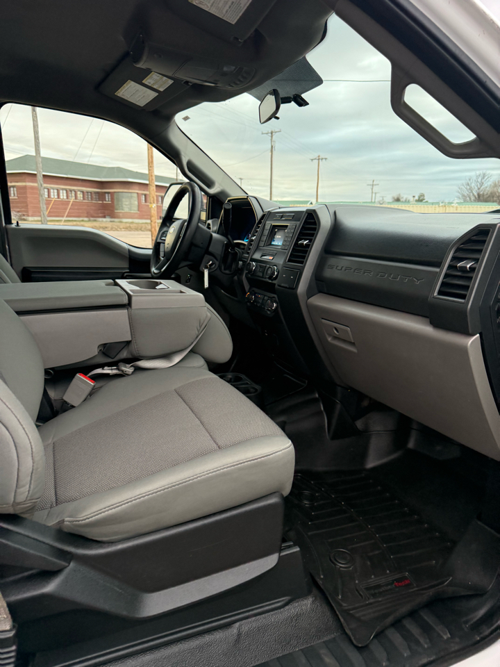 Ford F-250 SD XL Crew Cab Long Bed 4WD 2019