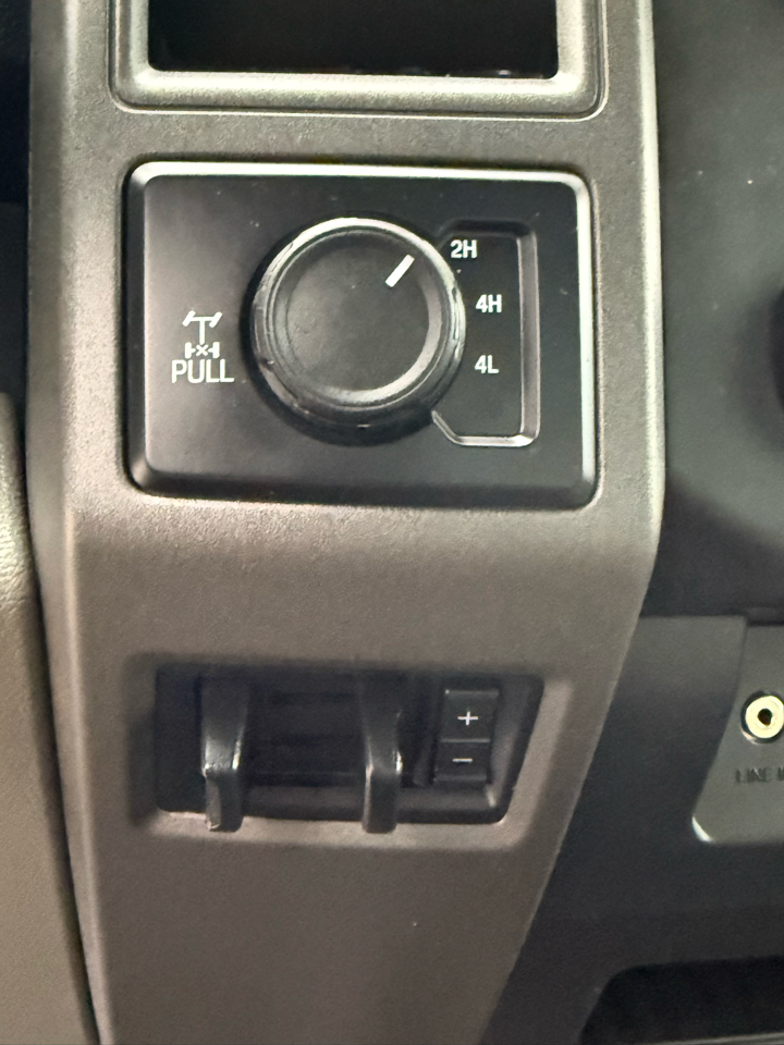 Ford F-250 SD XL SuperCab Long Bed 4WD 2019