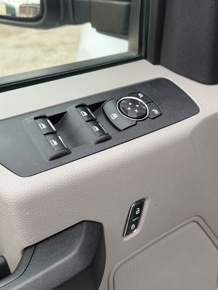 Ford F-250 SD XL SuperCab Long Bed 4WD 2019