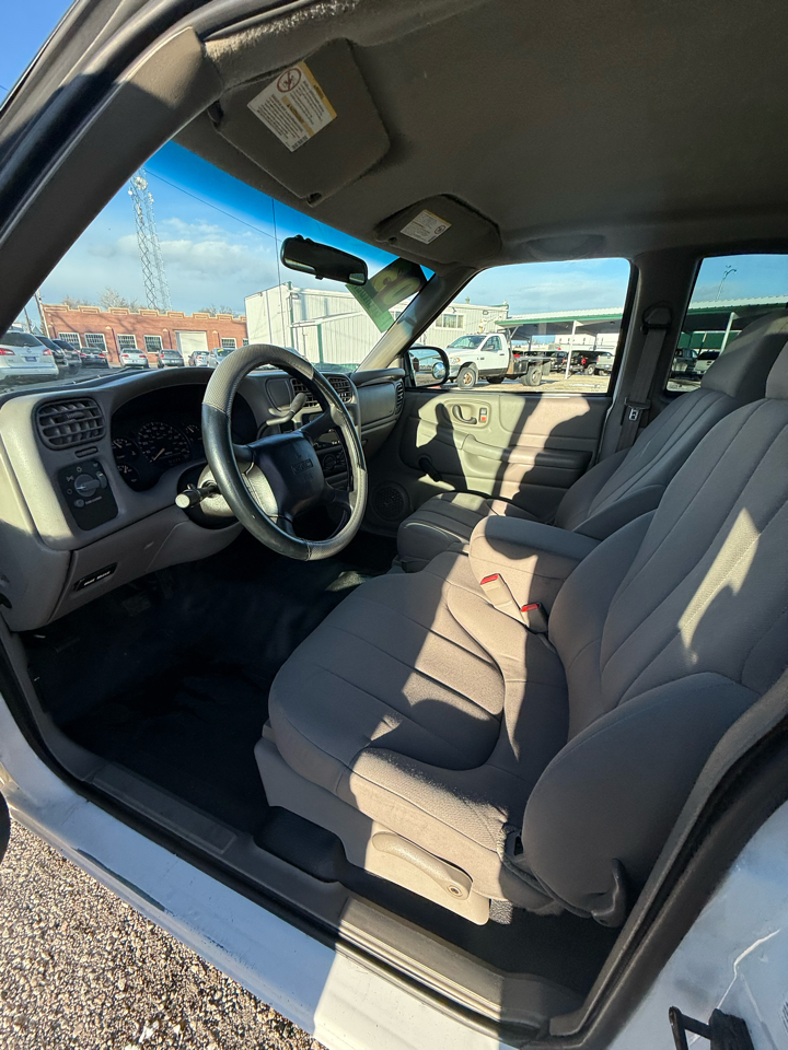 GMC Sonoma SL Ext. Cab 2WD 2003