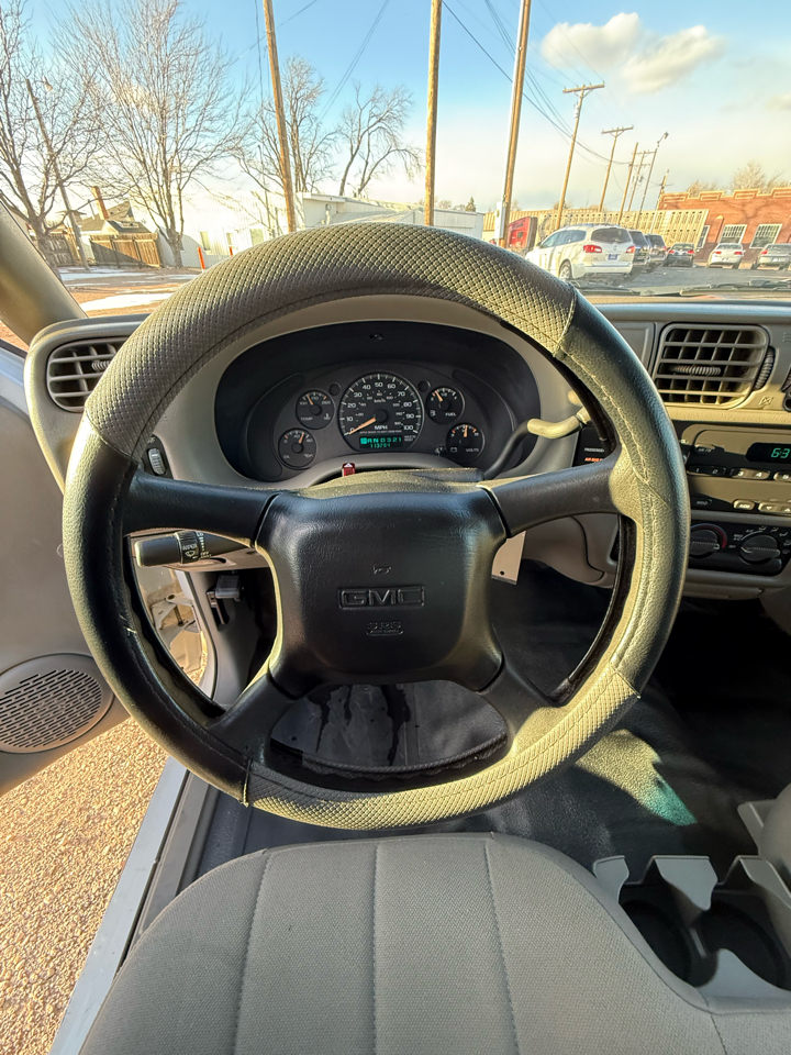 GMC Sonoma SL Ext. Cab 2WD 2003