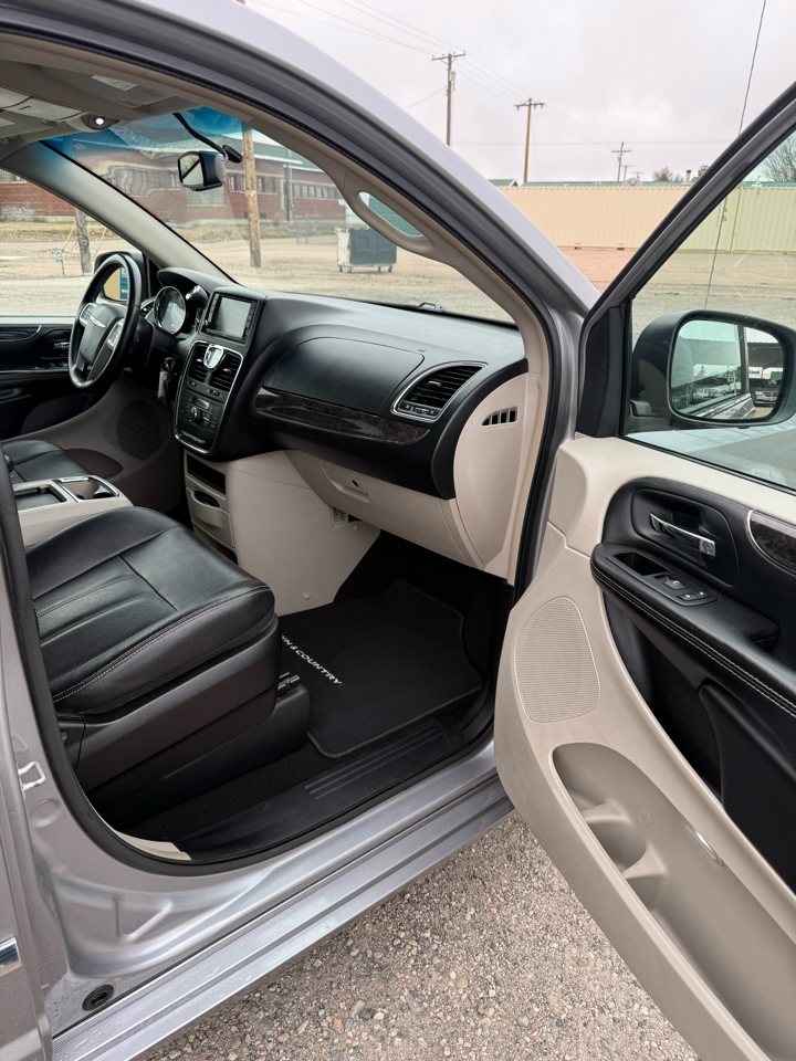 Chrysler Town & Country Touring 2015