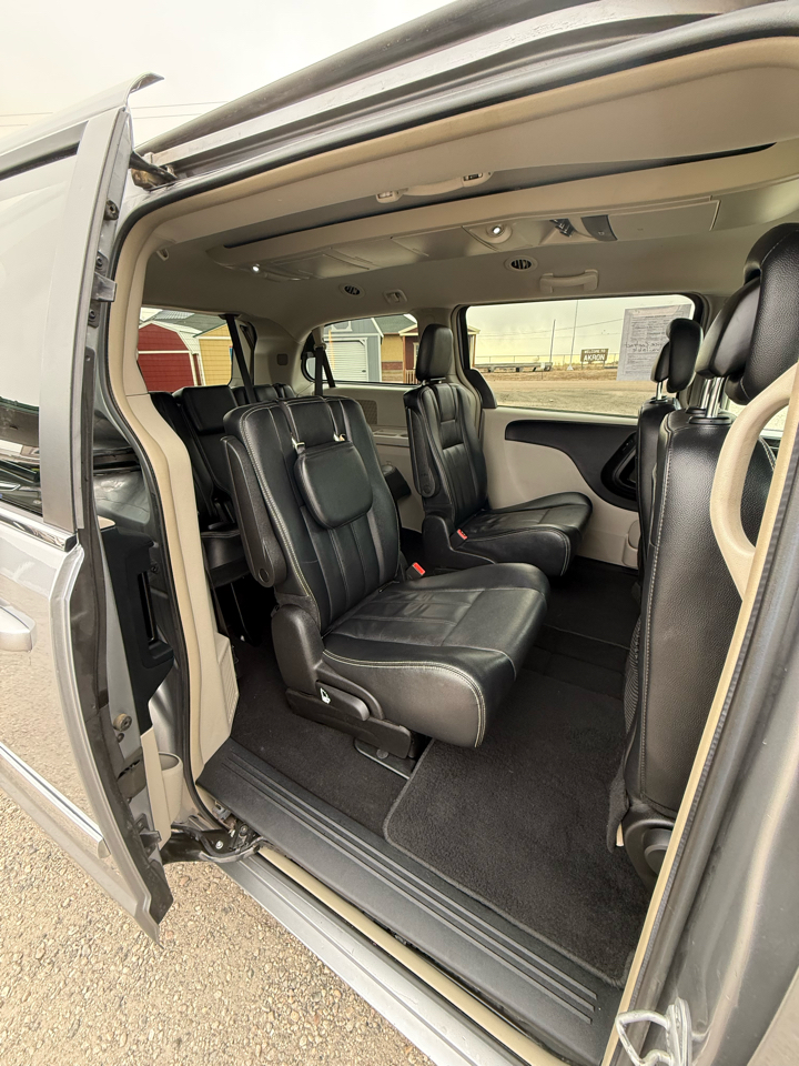 Chrysler Town & Country Touring 2015