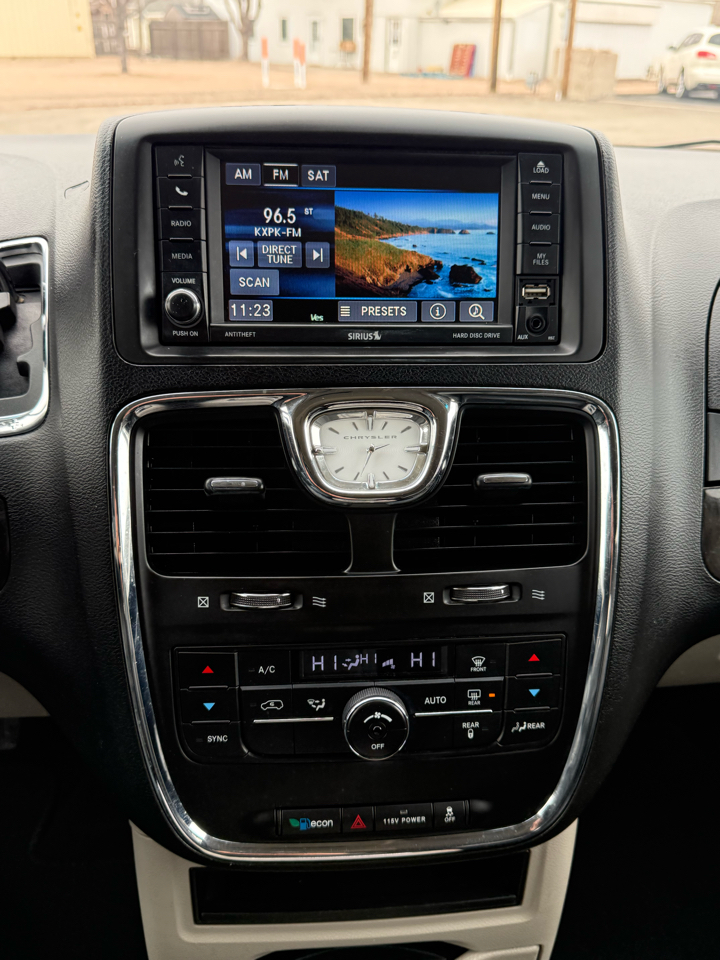 Chrysler Town & Country Touring 2015