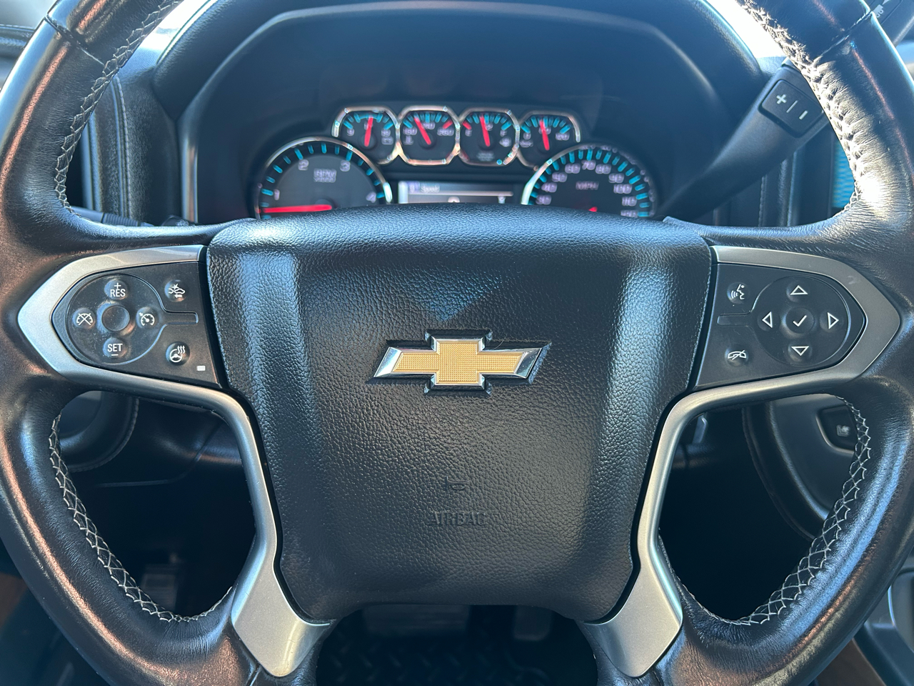 Chevrolet Silverado 2500HD LTZ Crew Cab 4WD 2016