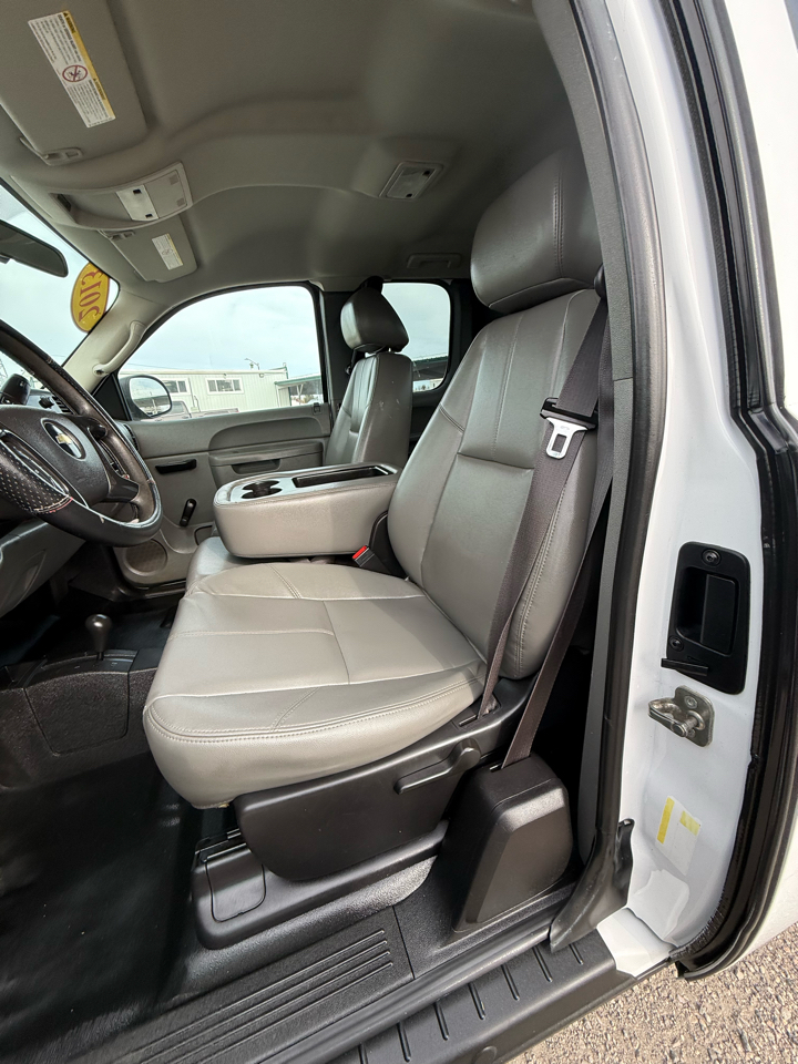 Chevrolet Silverado 2500HD Work Truck Ext. Cab 4WD 2013