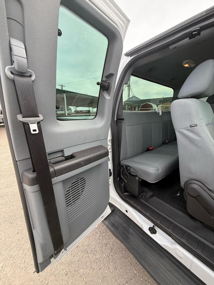 Ford F-250 SD XL SuperCab 4WD 2016