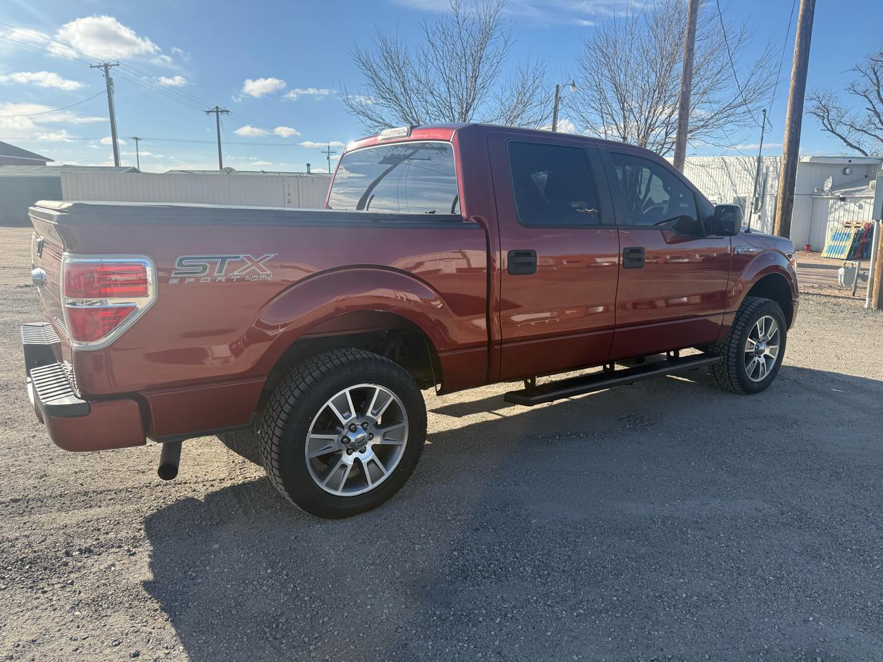Ford F-150 XL SuperCrew 5.5-ft. Bed 4WD 2014