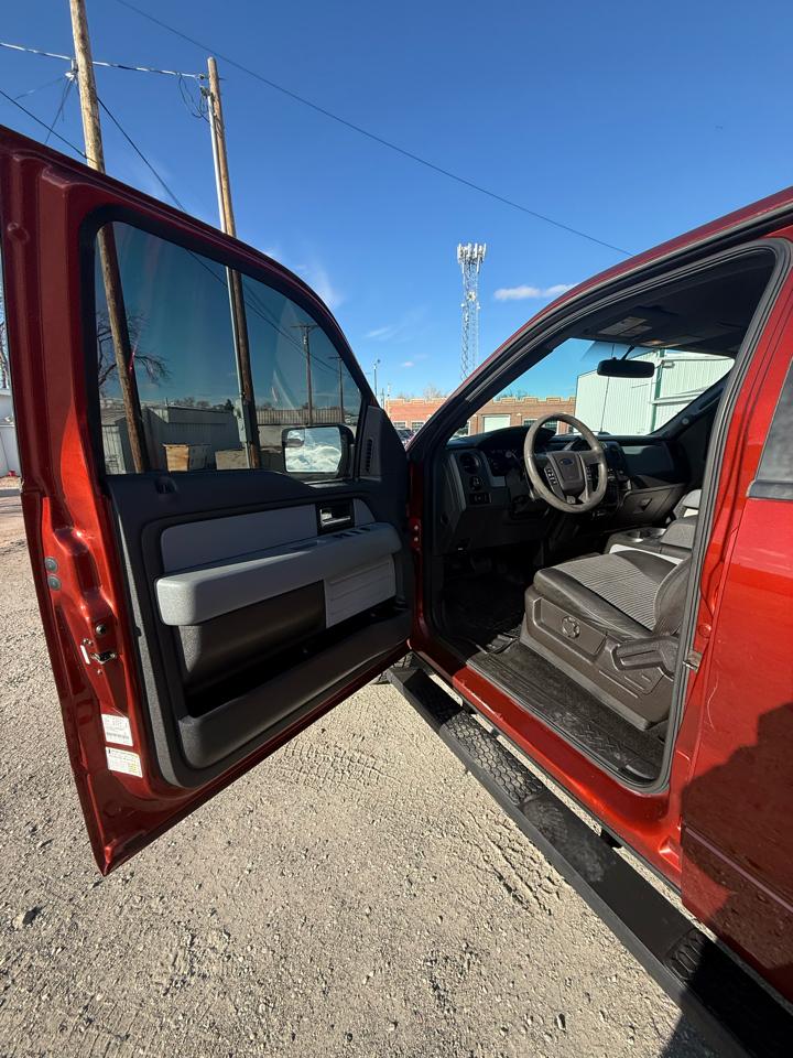 Ford F-150 XL SuperCrew 5.5-ft. Bed 4WD 2014