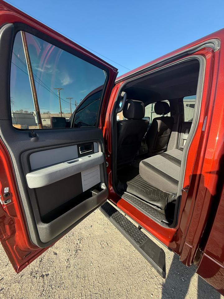 Ford F-150 XL SuperCrew 5.5-ft. Bed 4WD 2014