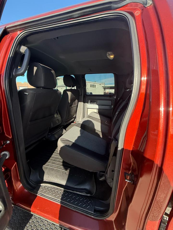 Ford F-150 XL SuperCrew 5.5-ft. Bed 4WD 2014