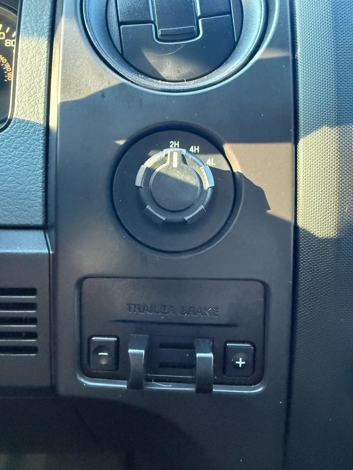 Ford F-150 XL SuperCrew 5.5-ft. Bed 4WD 2014