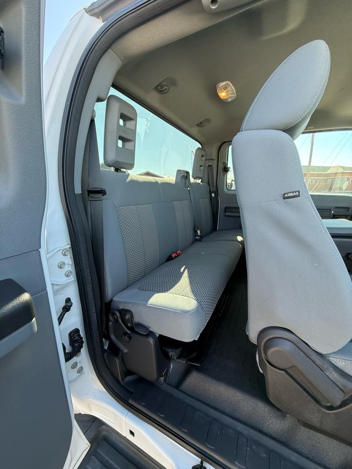 Ford F-250 SD XL SuperCab 4WD 2015