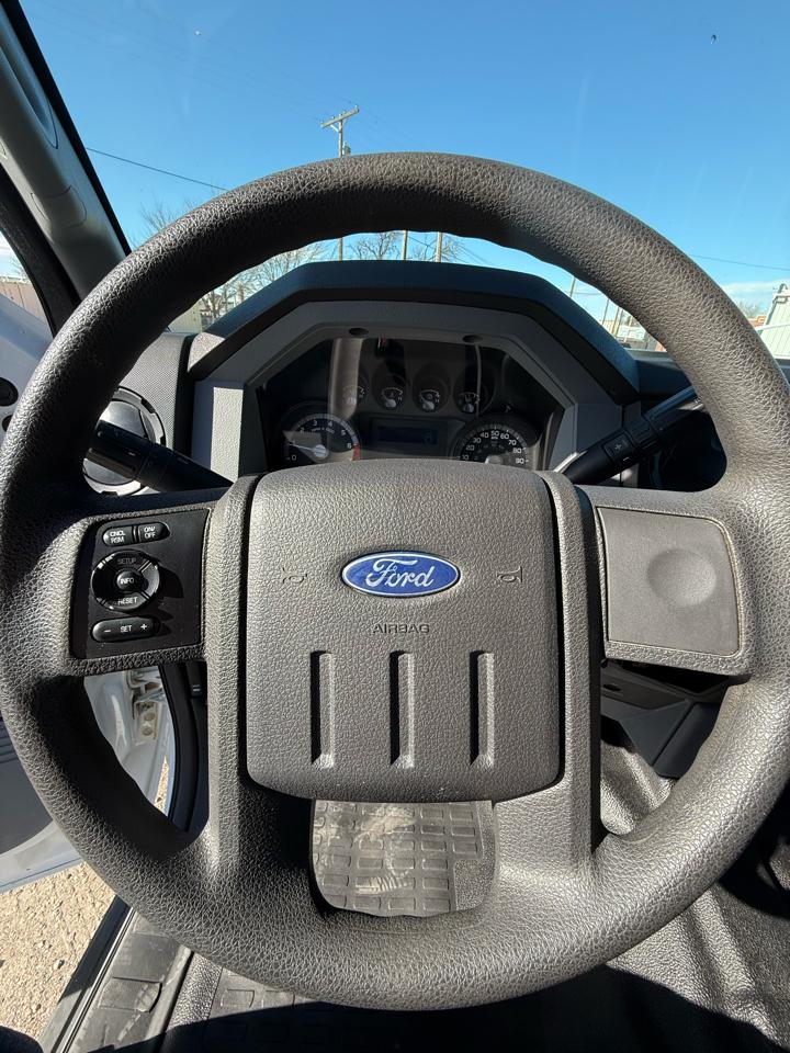 Ford F-250 SD XL SuperCab 4WD 2015