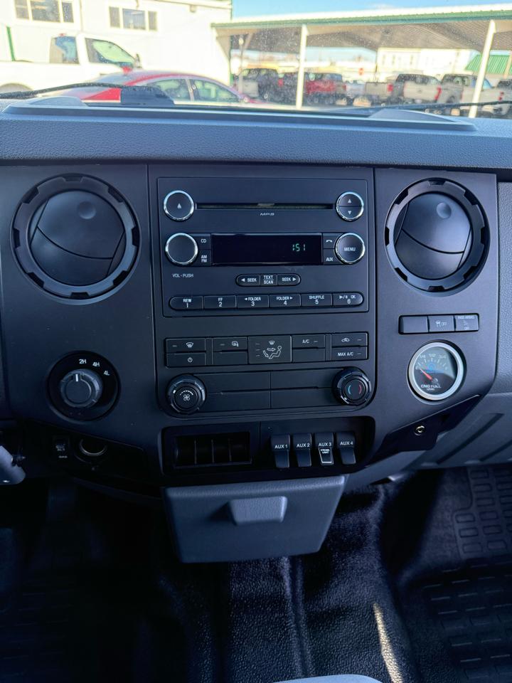 Ford F-250 SD XL SuperCab 4WD 2015