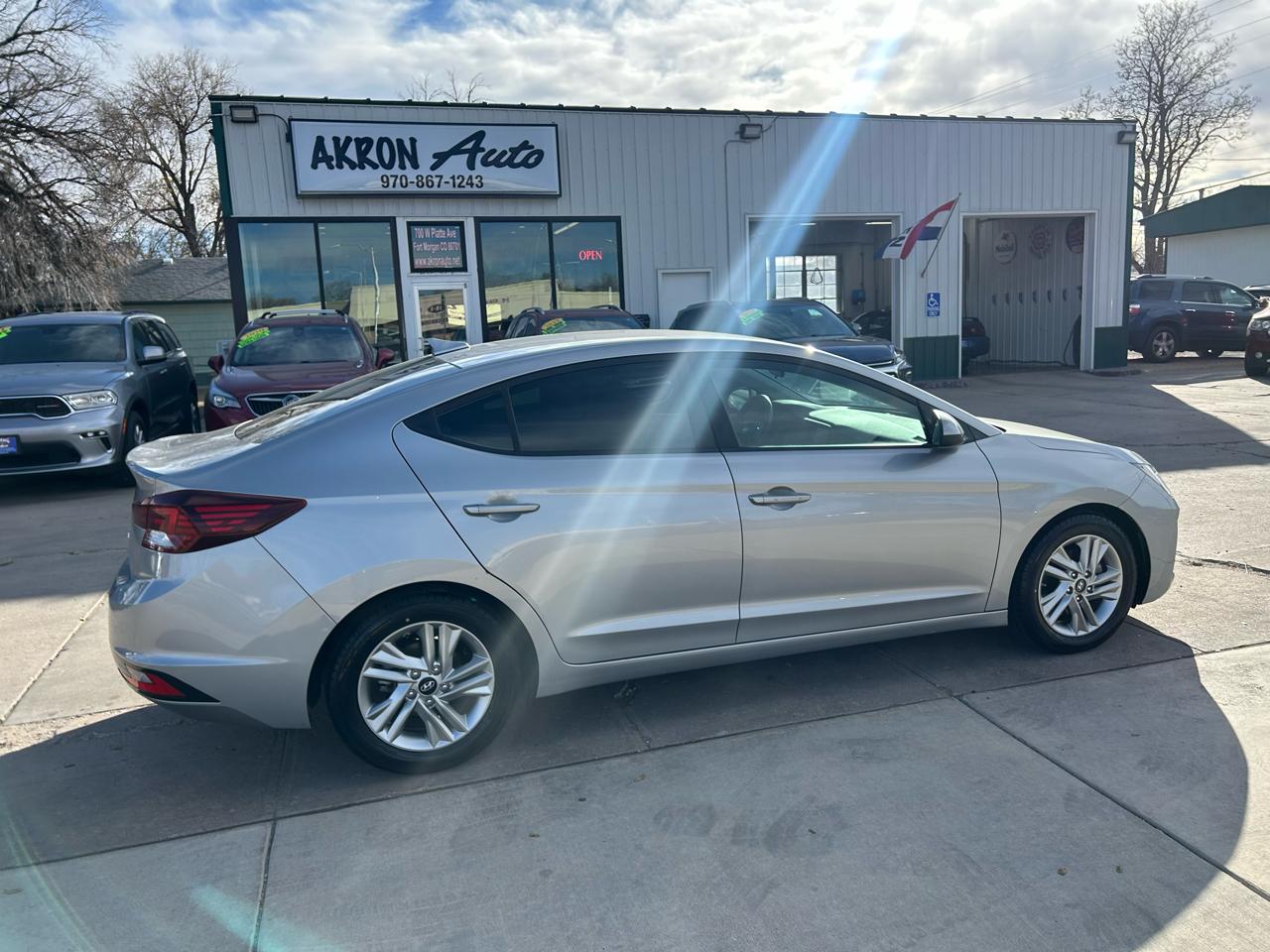 Hyundai Elantra SEL 2020