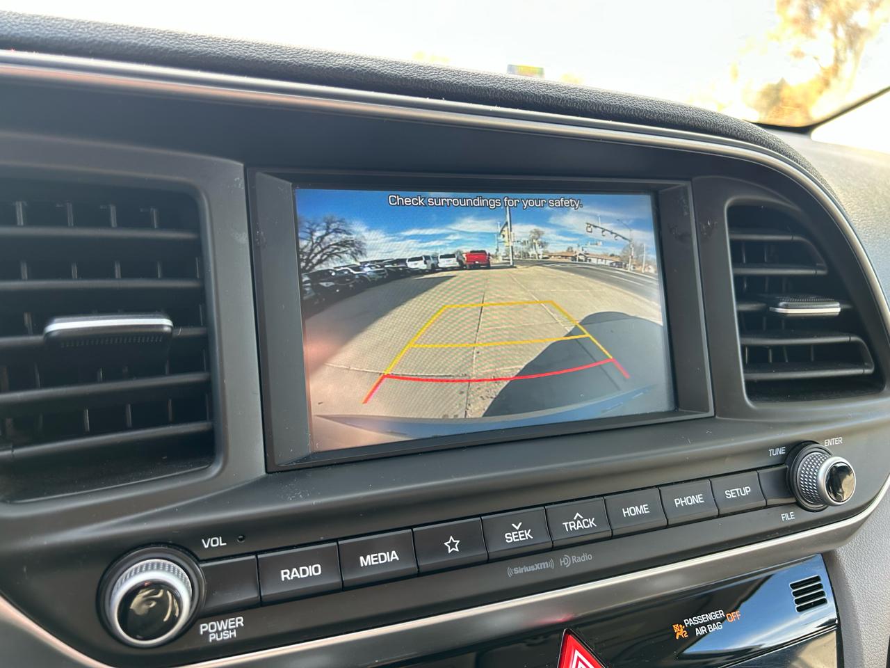 Hyundai Elantra SEL 2020