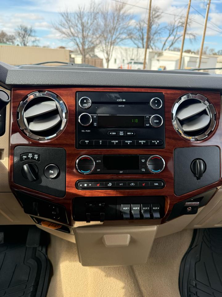 Ford F-250 SD King Ranch Crew Cab Long Bed 4WD 2009