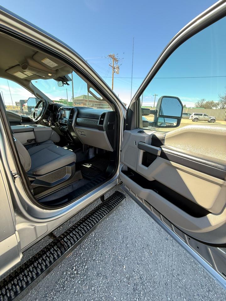 Ford F-250 SD XLT Crew Cab 4WD 2020