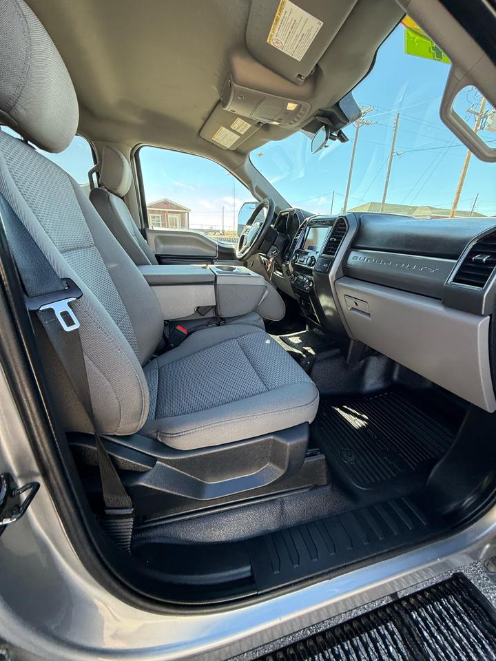 Ford F-250 SD XLT Crew Cab 4WD 2020