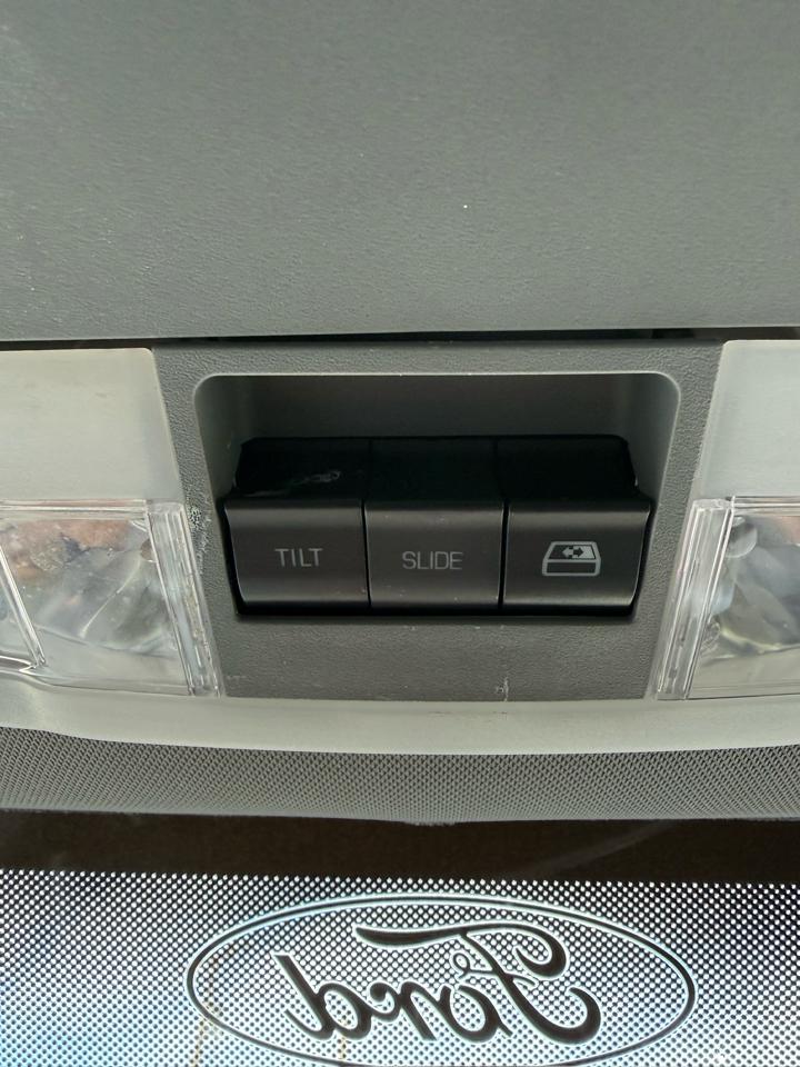 Ford F-150 Lariat SuperCrew 5.5-ft. Bed 4WD 2013