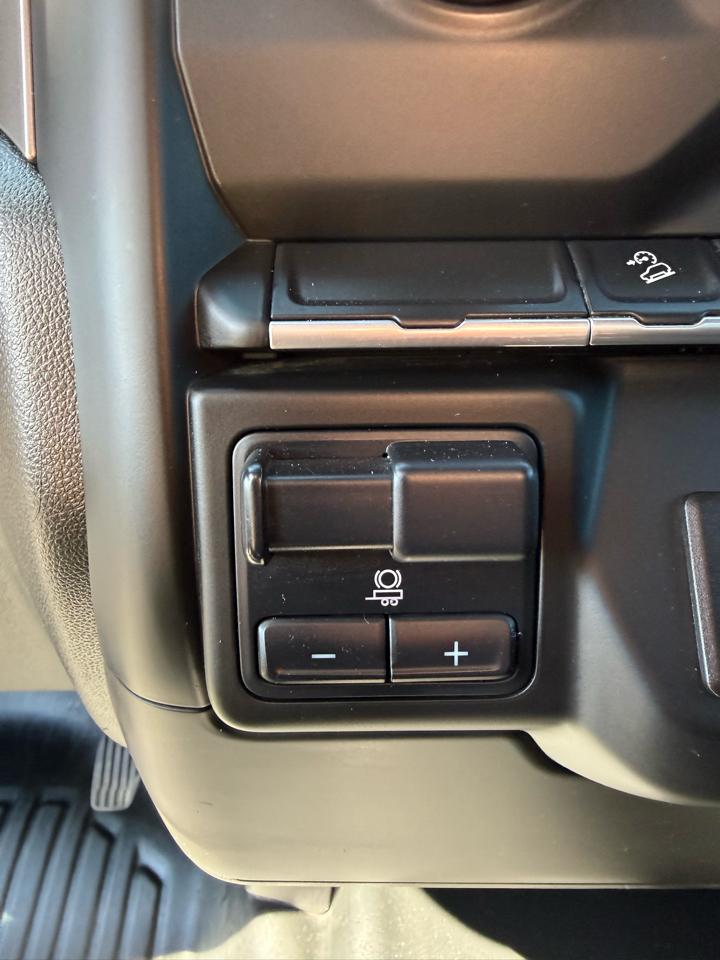 Chevrolet Silverado 2500HD Work Truck Crew Cab Long Box 4WD 2022