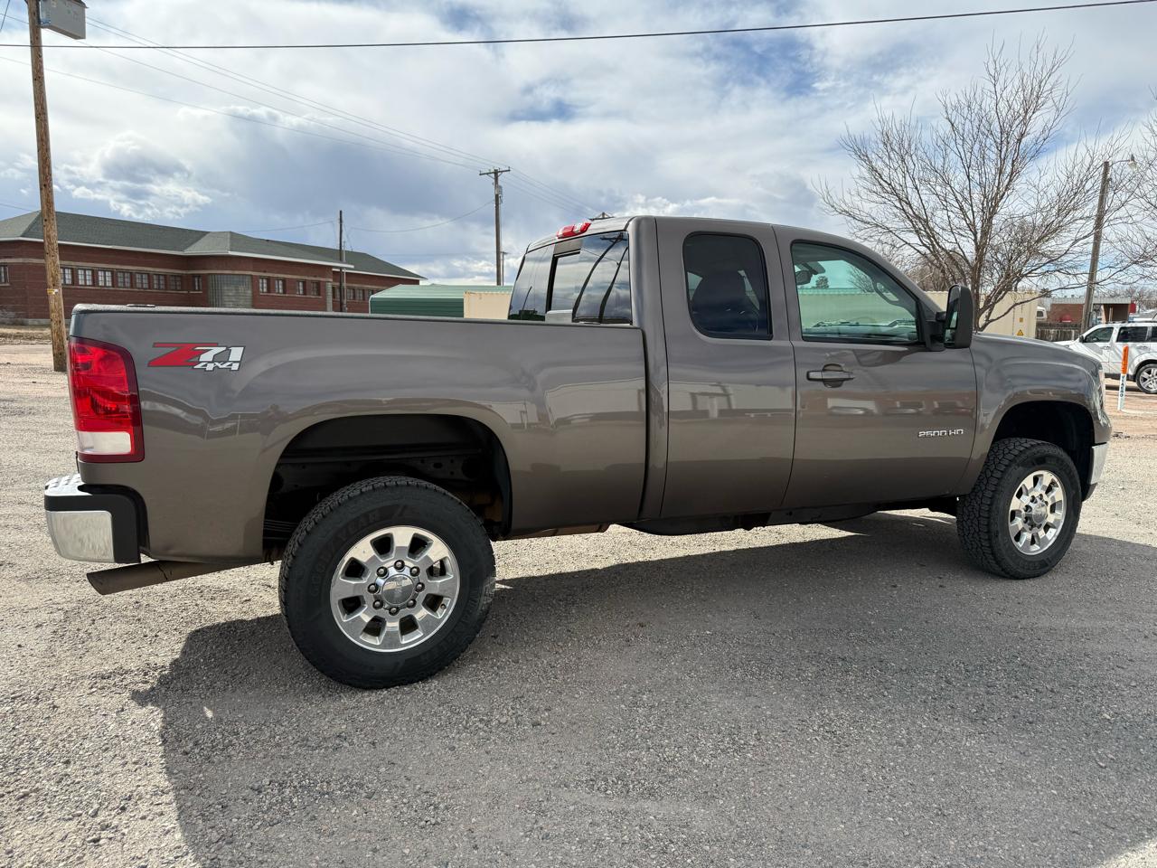 GMC Sierra 2500HD SLT Ext. Cab Short Bed 4WD 2013