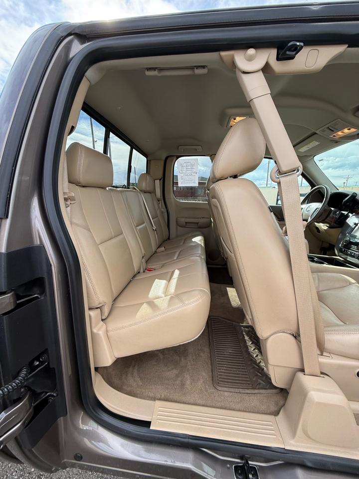 GMC Sierra 2500HD SLT Ext. Cab Short Bed 4WD 2013