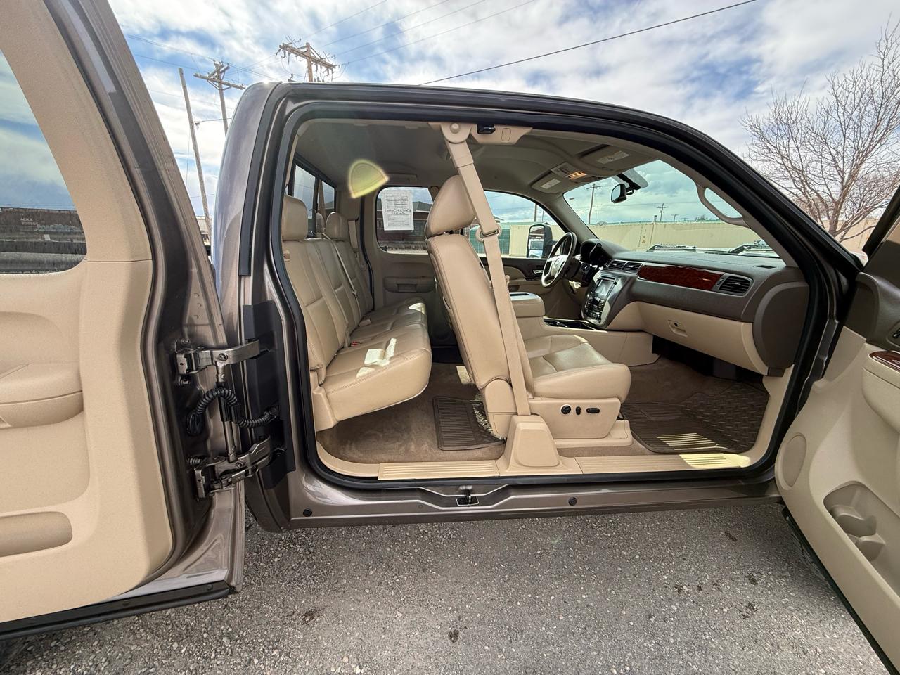 GMC Sierra 2500HD SLT Ext. Cab Short Bed 4WD 2013