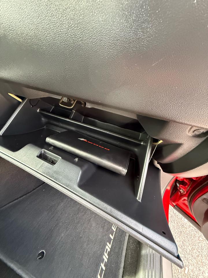 Dodge Challenger SRT8 2012