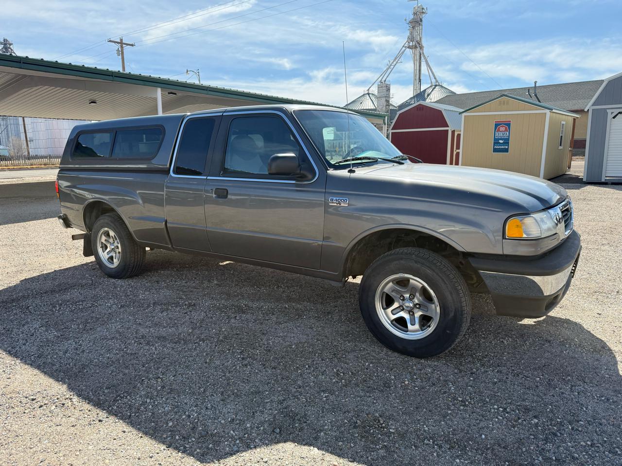 Mazda B-Series B4000 SE Cab Plus 2WD 1998