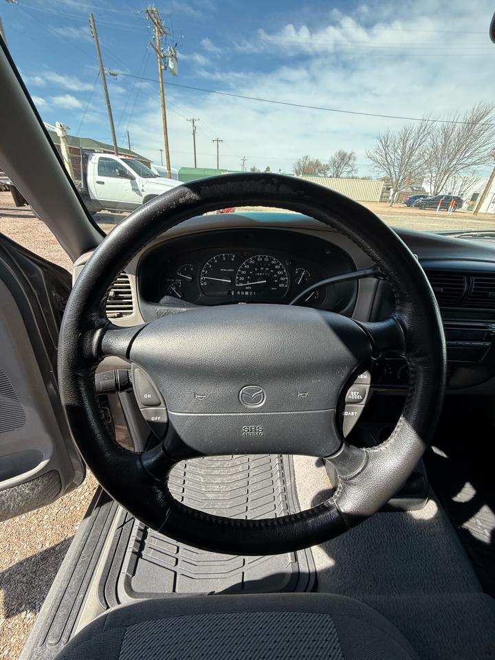 Mazda B-Series B4000 SE Cab Plus 2WD 1998